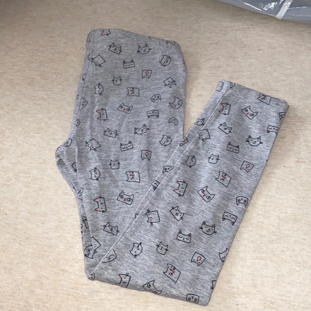 Leggings for girls.